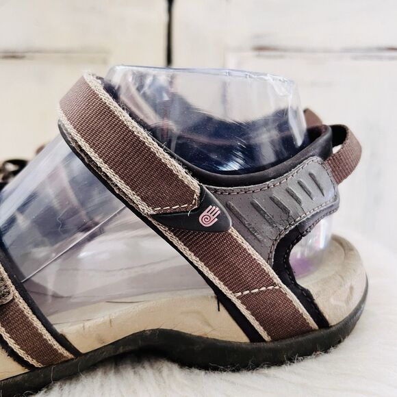 Teva Tirra Brown Strappy Outdoors Hiking Walking Sandals Shoc Pad - Size 8 - Picture 3 of 8